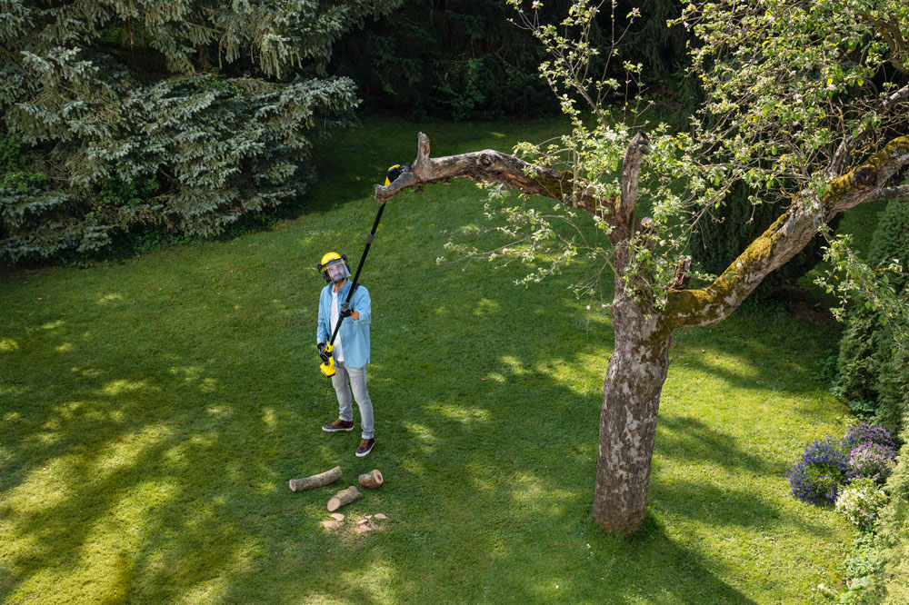 bateryjna pila na wysiegniku